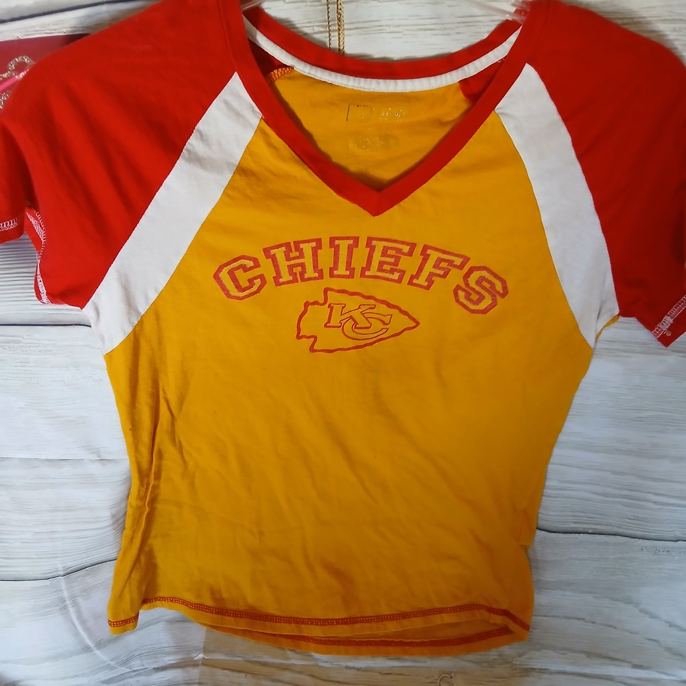 Women's Chiefs V-Neck Tee - Red and Yellow